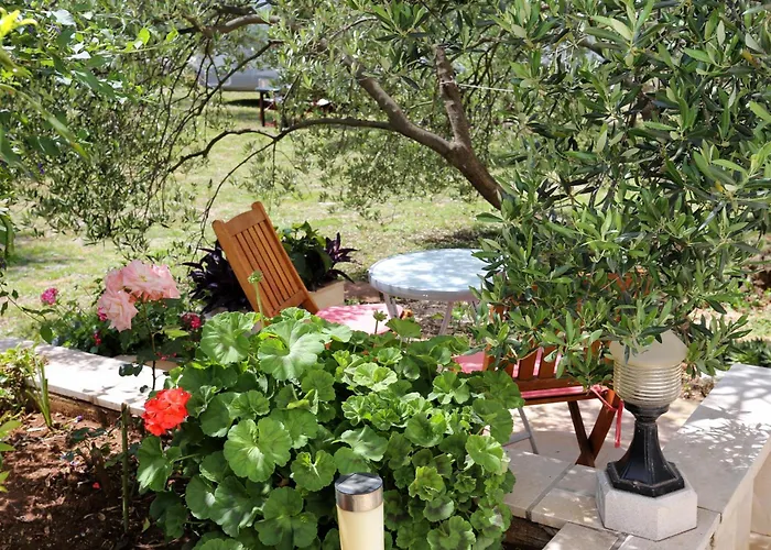 By The Sea Lumbarda, Korcula - 4393 *